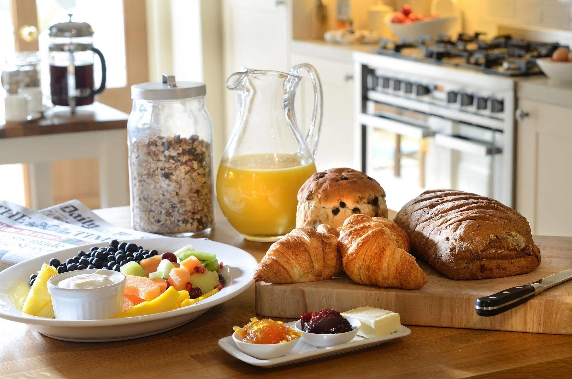 Crosby Bed & Breakfast 펜리스 외부 사진